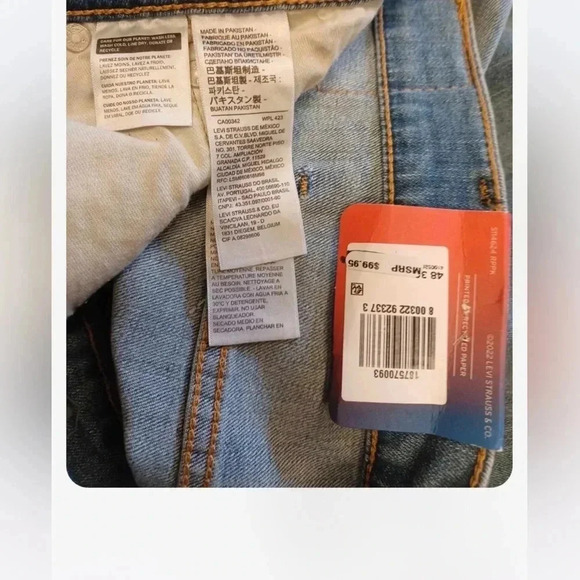 Levi’s 541 Athletic Tapered Light Wash Denim  Jeans Size 48 - Picture 3 of 8
